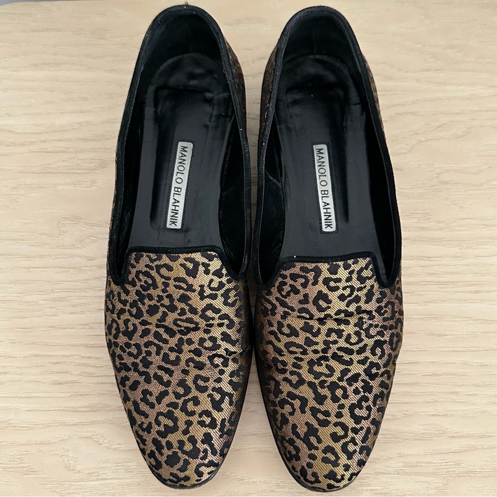 Manolo Blahnik | Dipla Jacquard Leopard Print Loafers | 37.5